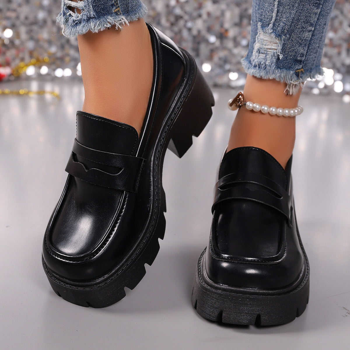 "L’allure en cuir – Découvrez nos plateformes tout-terrain chic"